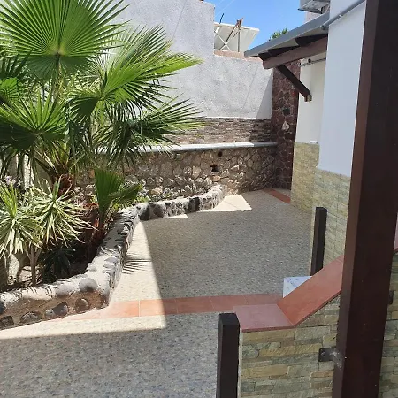 Nektaria Hostel *