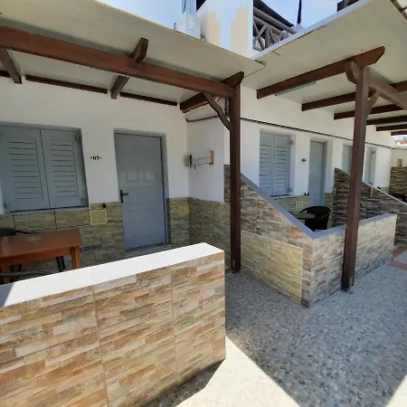 Hostel Nektaria *